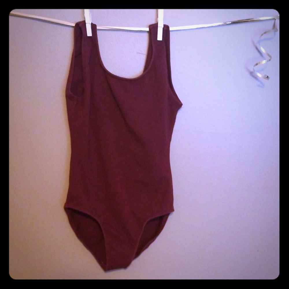 Girls maroon leotard